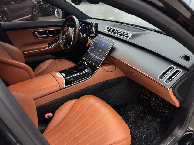 Mercedes-Benz S-Class — Фото автомобиля 15