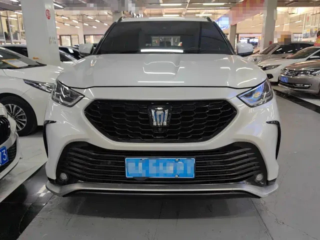 Toyota Crown Kluger — Фото автомобиля 2