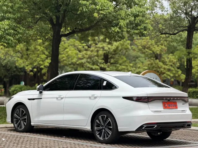 Chery Arrizo 8 PRO — Фото автомобиля 5