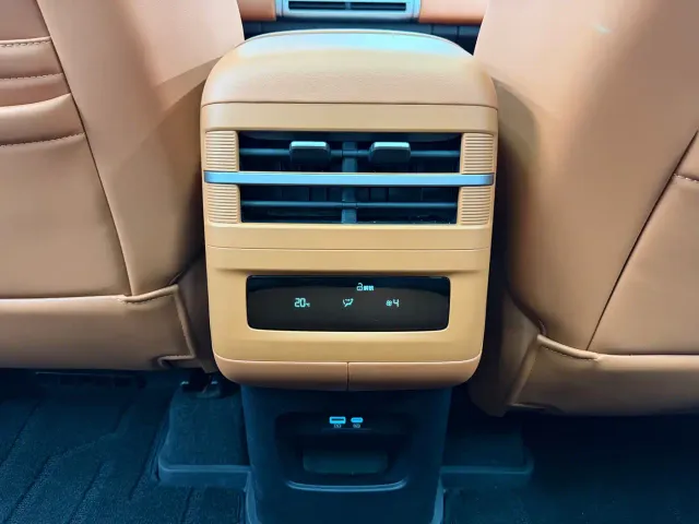 BYD FangChengBao Titanium 7 — Фото автомобиля 22