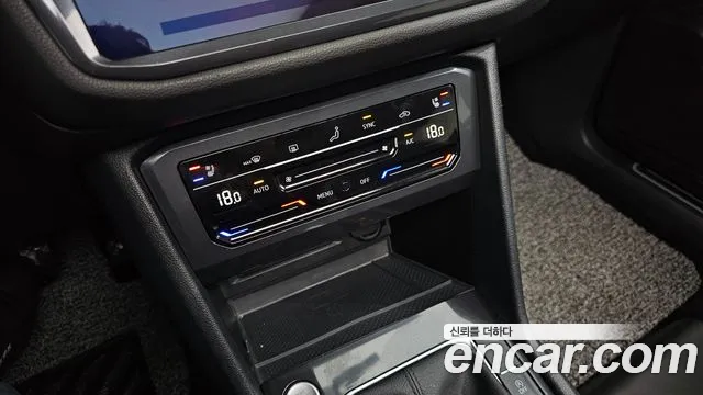 Volkswagen Tiguan — Фото автомобиля 23