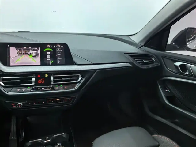 BMW 2 Series — Фото автомобиля 14