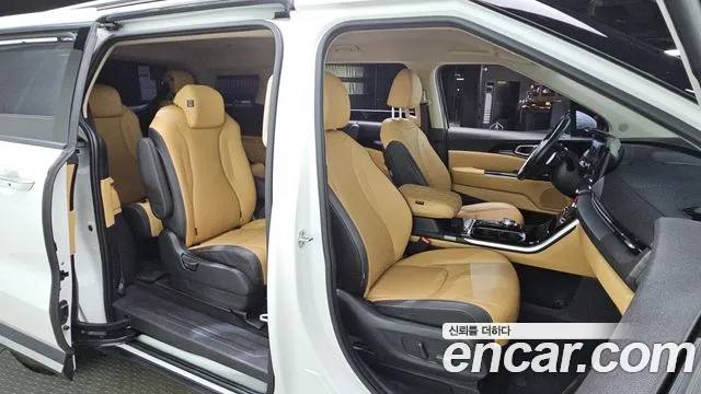 Kia Canival Carnival 4 поколение Бензин 9 мест Signature — Фото автомобиля 9