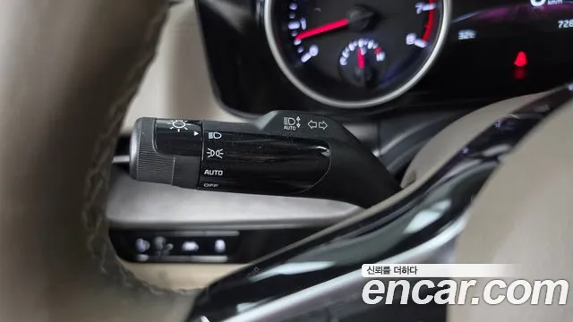 Kia Canival Carnival 4 поколение Бензин 9 мест Prestige — Фото автомобиля 15