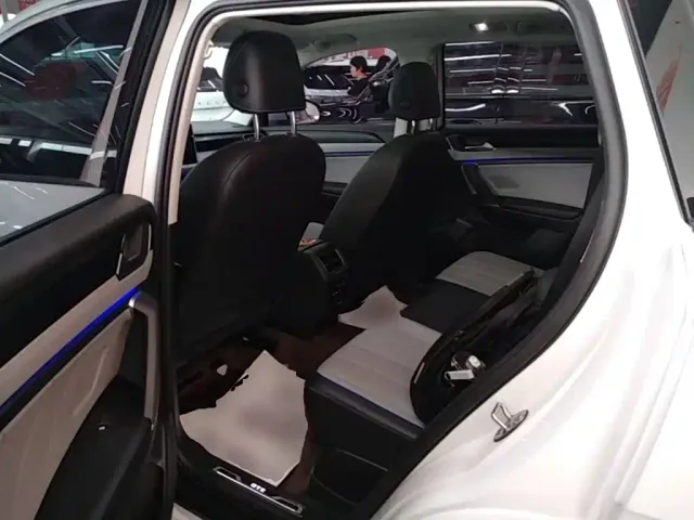 Volkswagen Tayron GTE Plug-in Hybrid — Фото автомобиля 16