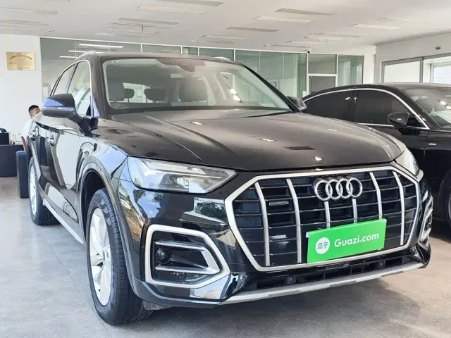 Audi Q5L — Фото автомобиля 3