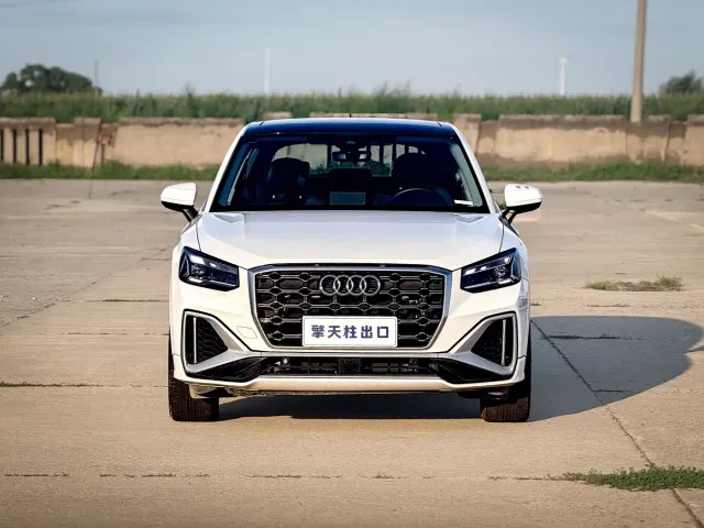 Audi Q2L — Фото автомобиля 2