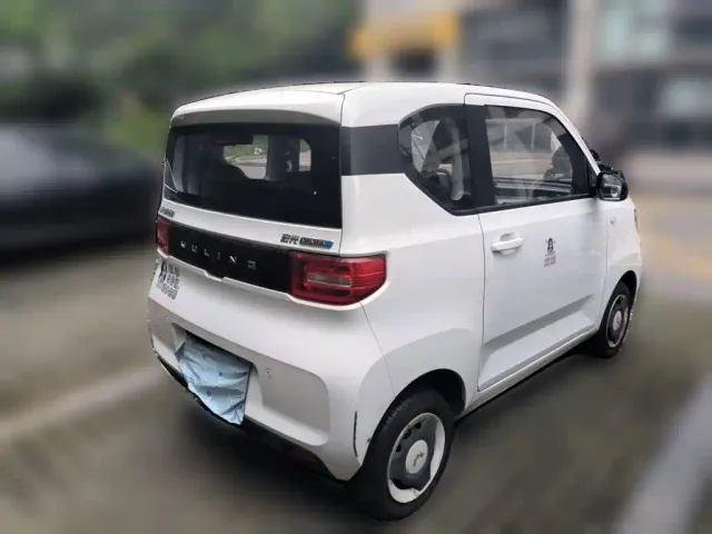 Wuling Hongguang Mini EV — Фото автомобиля 4