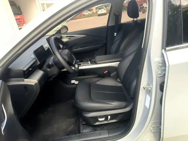 Wuling Starlight — Фото автомобиля 14