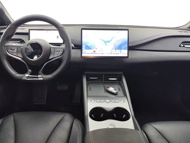 BYD Seal 06 DM-i Touring — Фото автомобиля 12