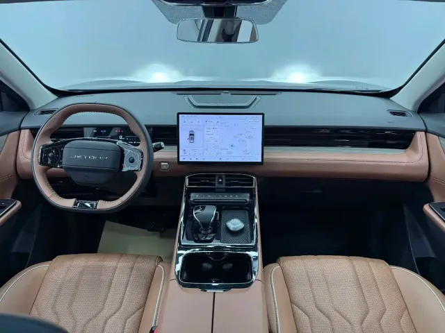 Jetour Jetour Dasheng 2025 1.5T DCT Luxury Edition — Фото автомобиля 8