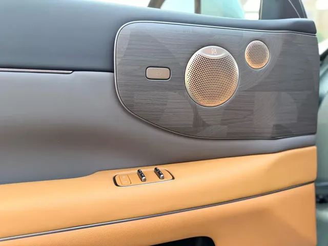 IM Motors LS8 — Фото автомобиля 8