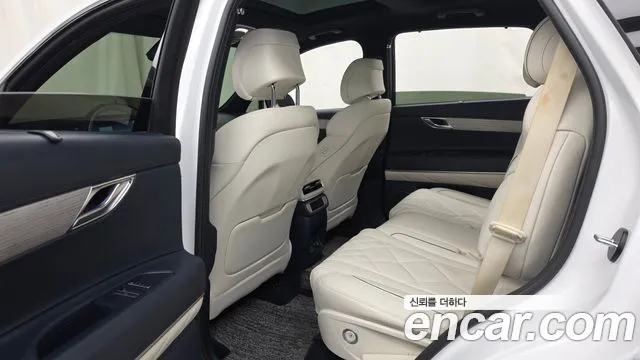Genesis GV80 2.5T Бензин AWD — Фото автомобиля 6