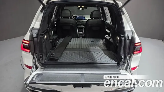 BMW X7 — Фото автомобиля 17
