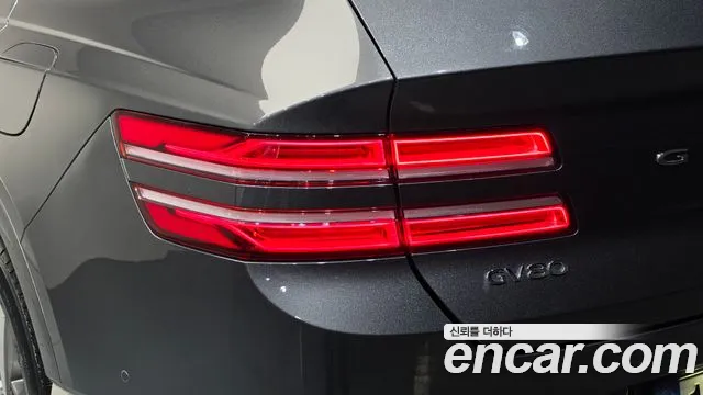 Genesis GV80 — Фото автомобиля 23