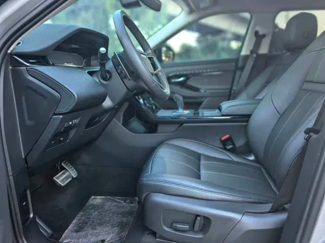 Land Rover Range Rover Evoque — Фото автомобиля 4