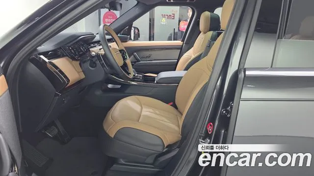 Land Rover Range Rover Sport — Фото автомобиля 3