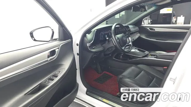 Hyundai Grandeur Новый Grandeur IG 3.0 LPi (Такси) — Фото автомобиля 10