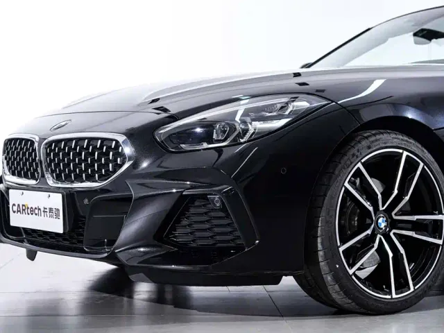 BMW Z4 — Фото автомобиля 3