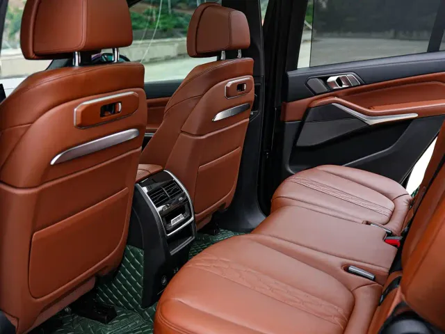 BMW X7 — Фото автомобиля 13