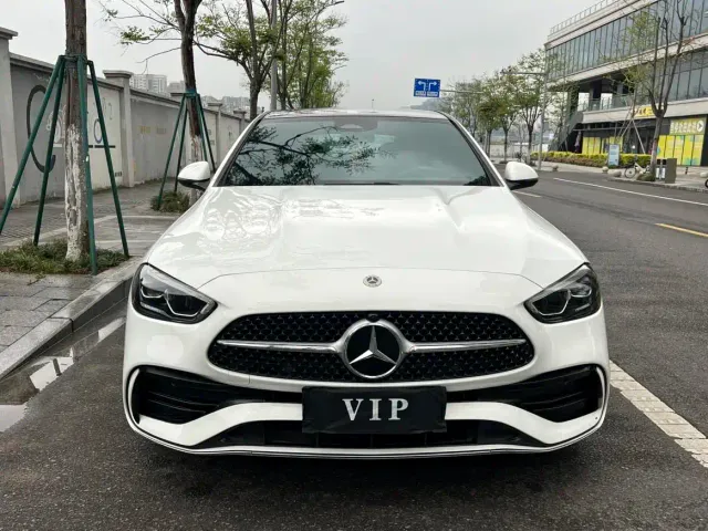 Mercedes-Benz C-Class — Фото автомобиля 2