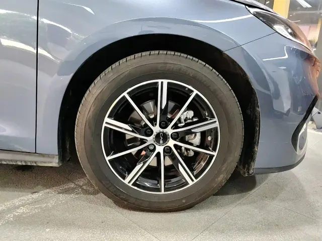 BYD Seal 06 — Фото автомобиля 16