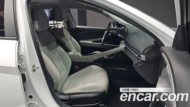 Hyundai Avante — Фото автомобиля 16