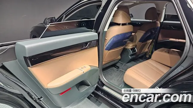 Hyundai Grandeur GN7 — Фото автомобиля 28