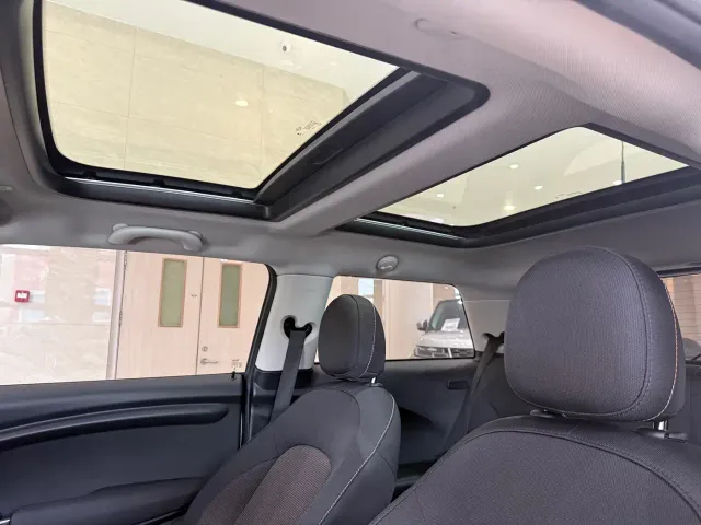 MINI Hatch — Фото автомобиля 13