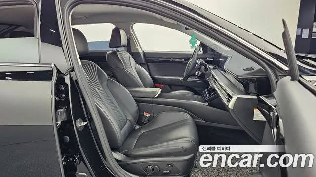 Hyundai Grandeur GN7 — Фото автомобиля 11