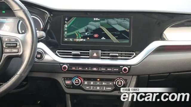 Kia Niro Niro Plus Air — Фото автомобиля 14