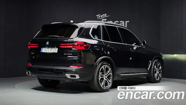 BMW X5 — Фото автомобиля 2