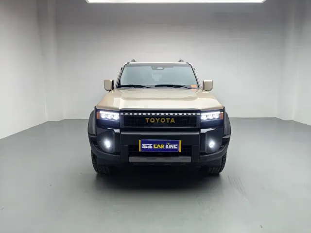 Toyota Prado — Фото автомобиля 2