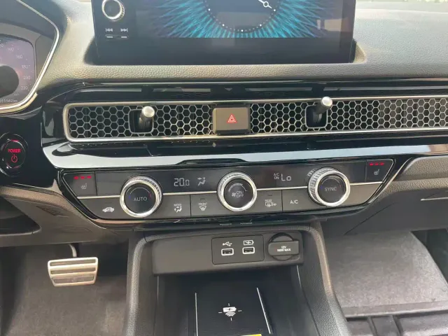 Honda Civic — Фото автомобиля 16