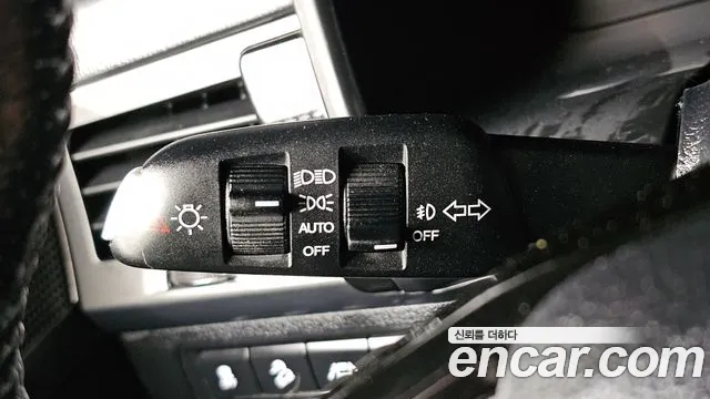 KG_Mobility_Ssangyong Rexton Новый Rexton Sport Khan Дизель 2.2 4WD — Фото автомобиля 28