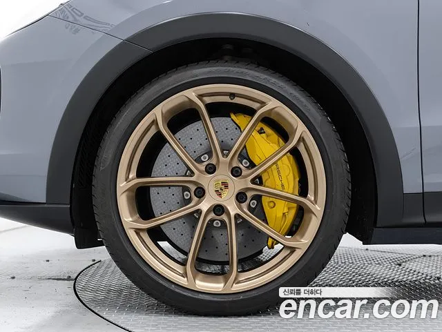Porsche Cayenne PO536 — Фото автомобиля 5
