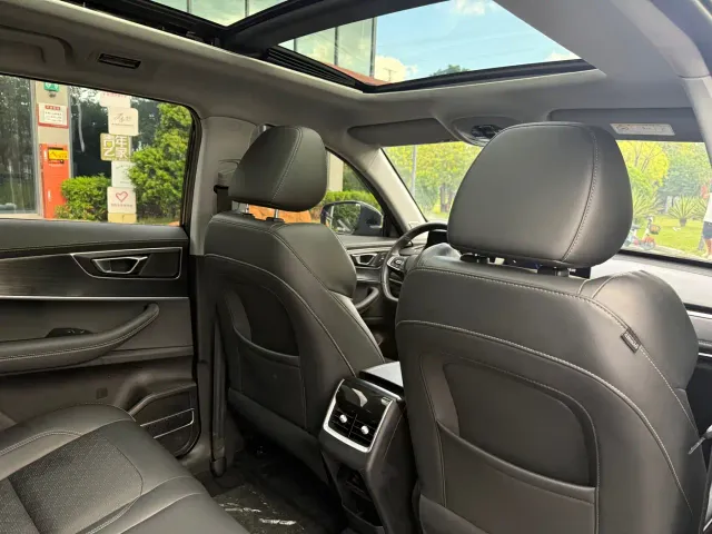 Chery Tiggo 8 — Фото автомобиля 16