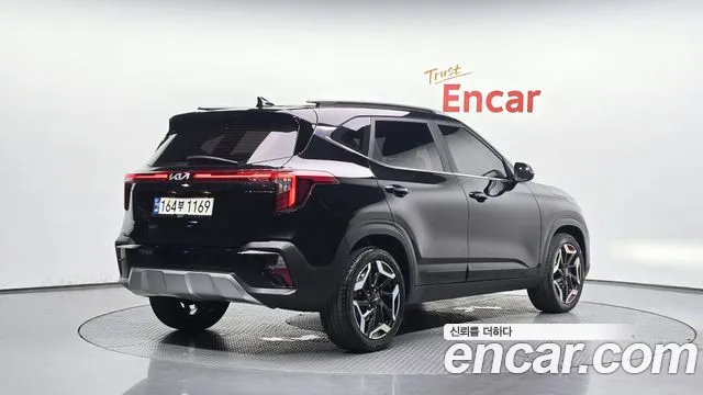 Фотография автомобиля — Kia Seltos Seltos (New)
