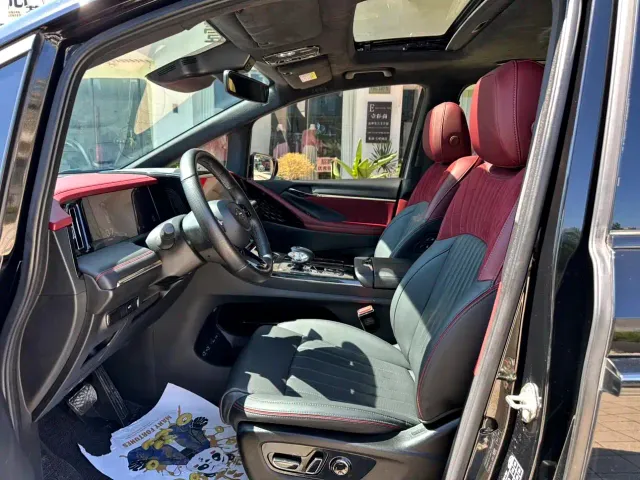 GAC Trumpchi M8 — Фото автомобиля 9