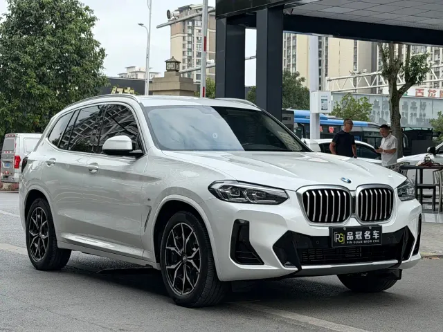 BMW X3 — Фото автомобиля 3
