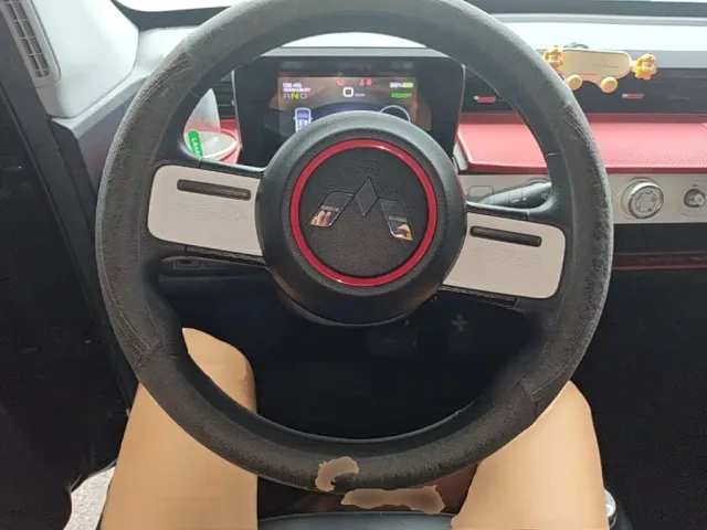 Wuling Hongguang Mini EV — Фото автомобиля 10
