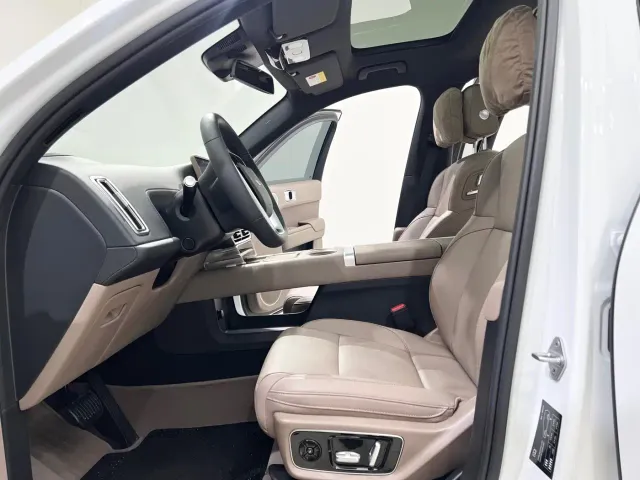 Li Auto L7 — Фото автомобиля 7
