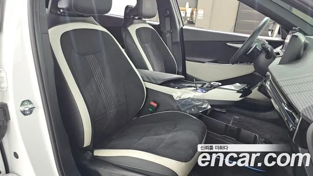 Kia EV6 — Фото автомобиля 19