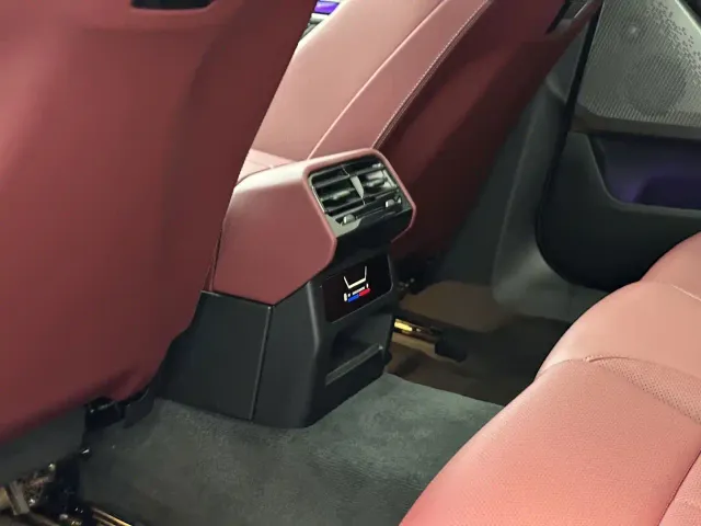 BMW 5 Series — Фото автомобиля 17