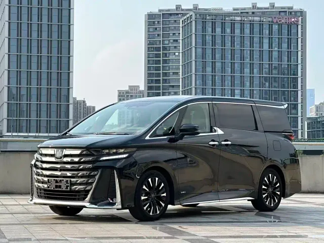 Фотография автомобиля — Toyota Vellfire