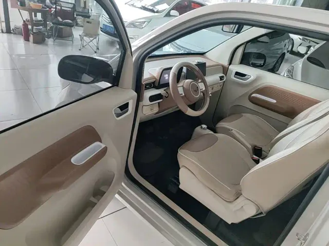 Wuling Hongguang Mini EV — Фото автомобиля 15