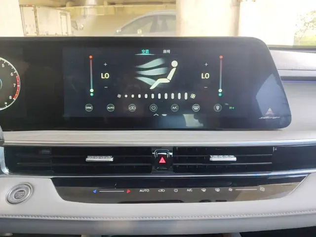 Chery Arrizo 8 — Фото автомобиля 12