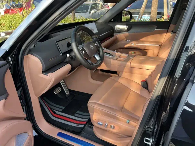 Leapmotor D Series — Фото автомобиля 6