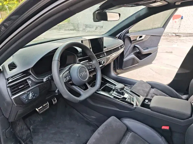 Audi A4L — Фото автомобиля 11