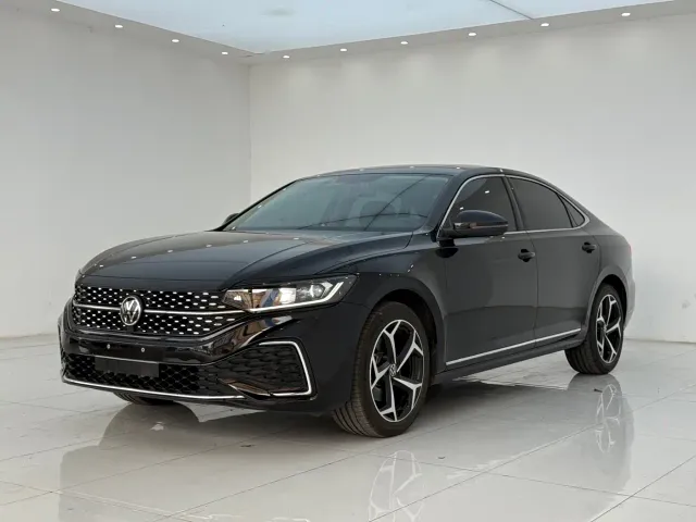 Фотография автомобиля — Volkswagen Passat